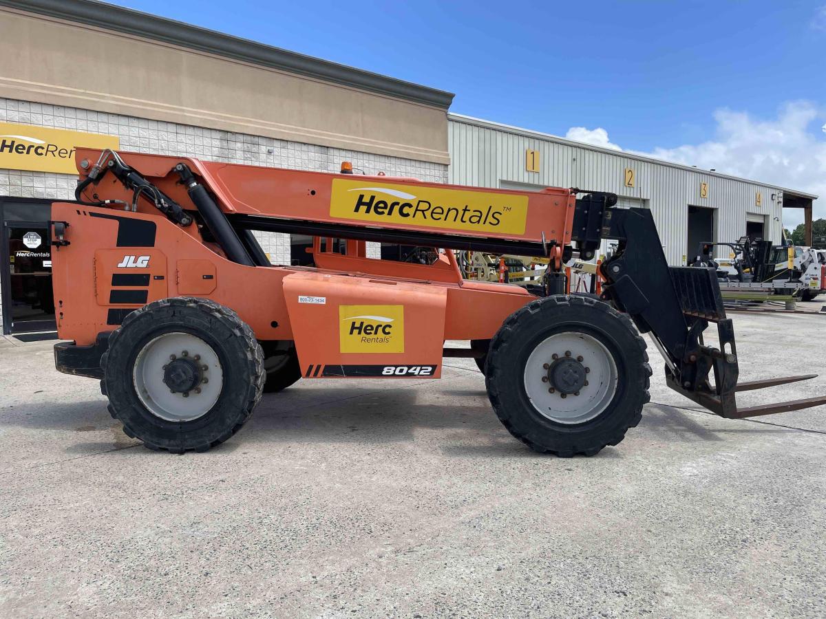 2018 SkyTrak 8042