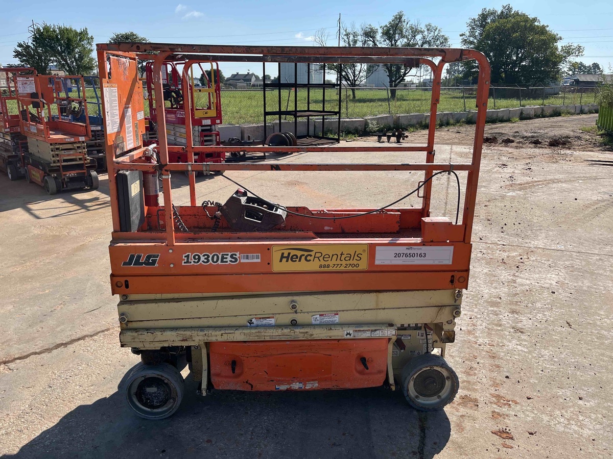 2017 JLG 1930ES-1