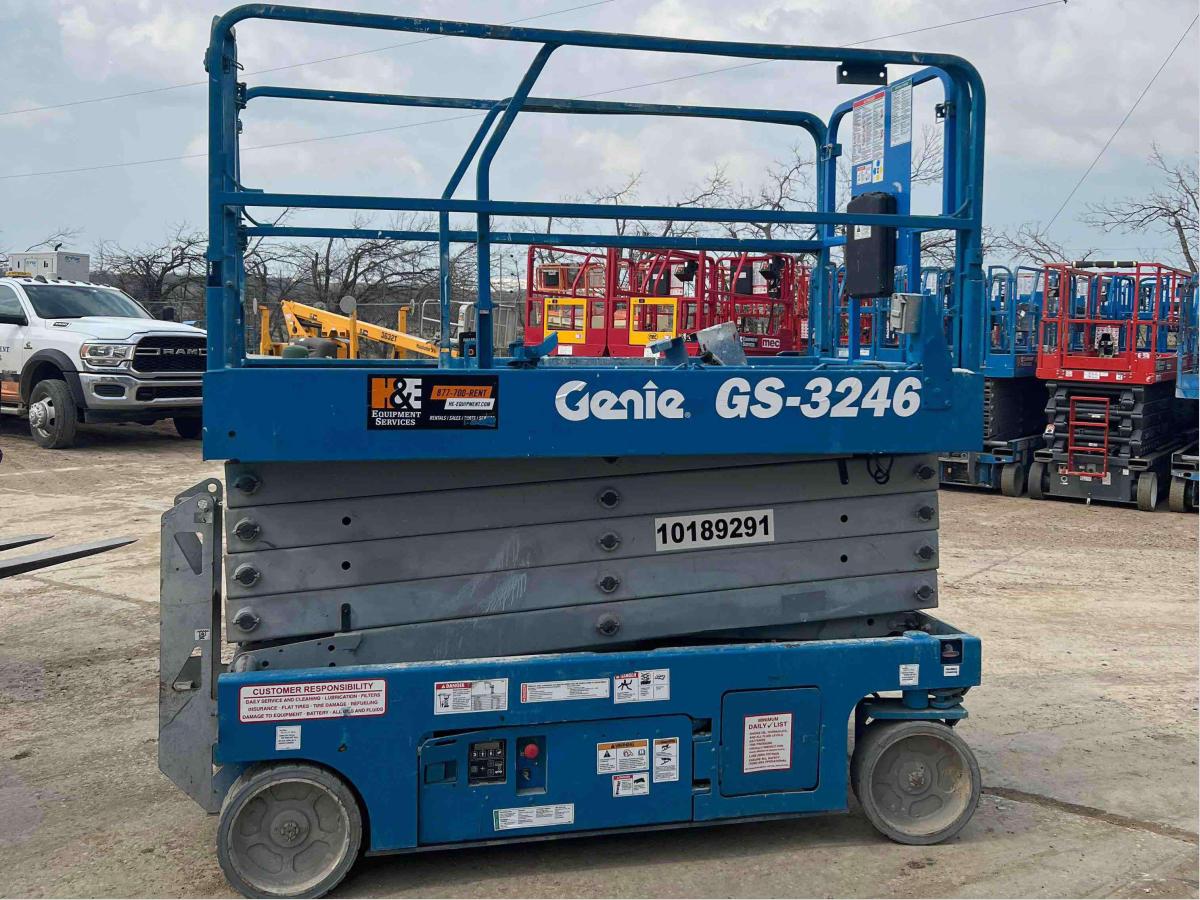 2016 Genie GS-3246