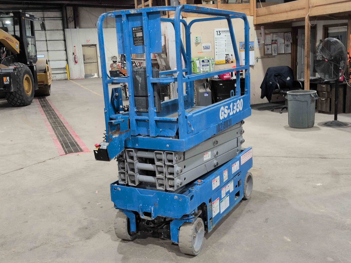 2017 Genie GS-1930