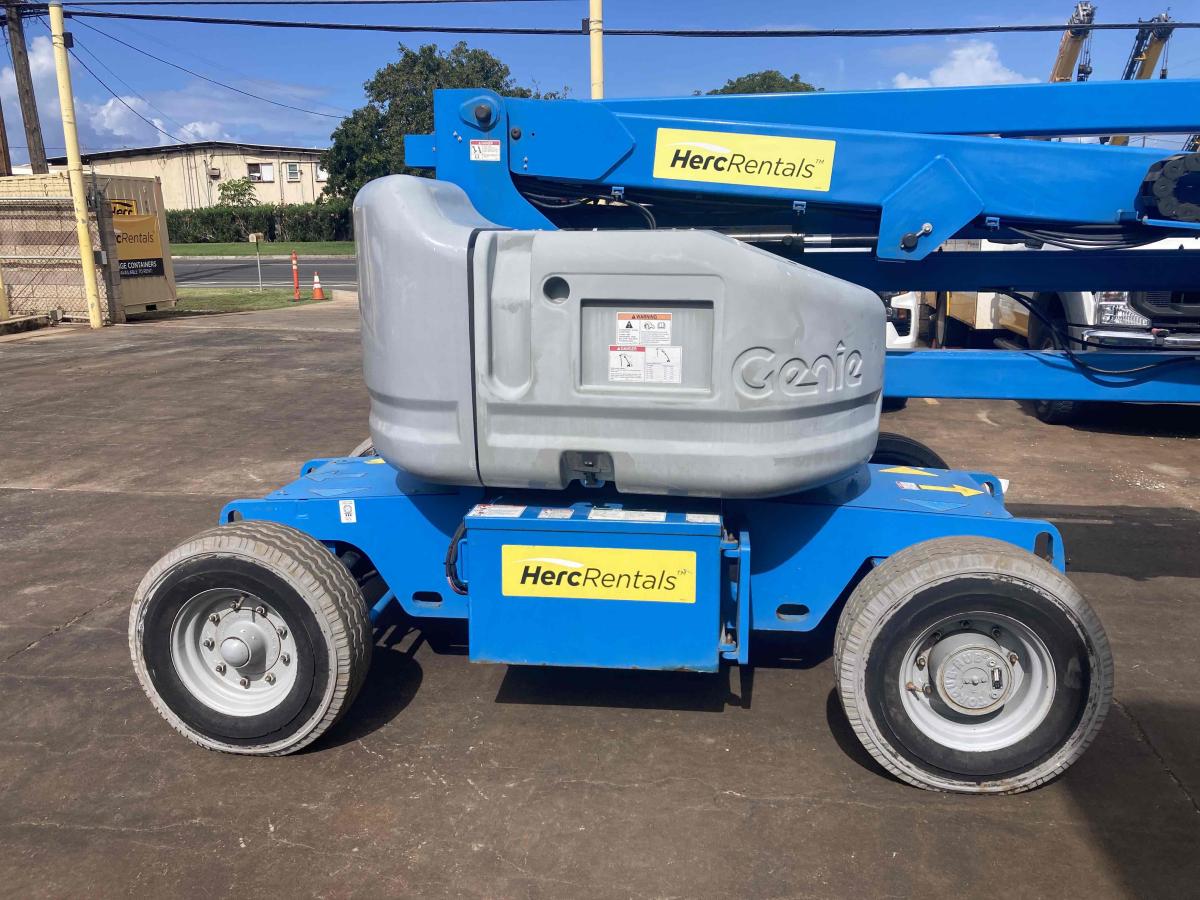 2017 Genie Z-45/25