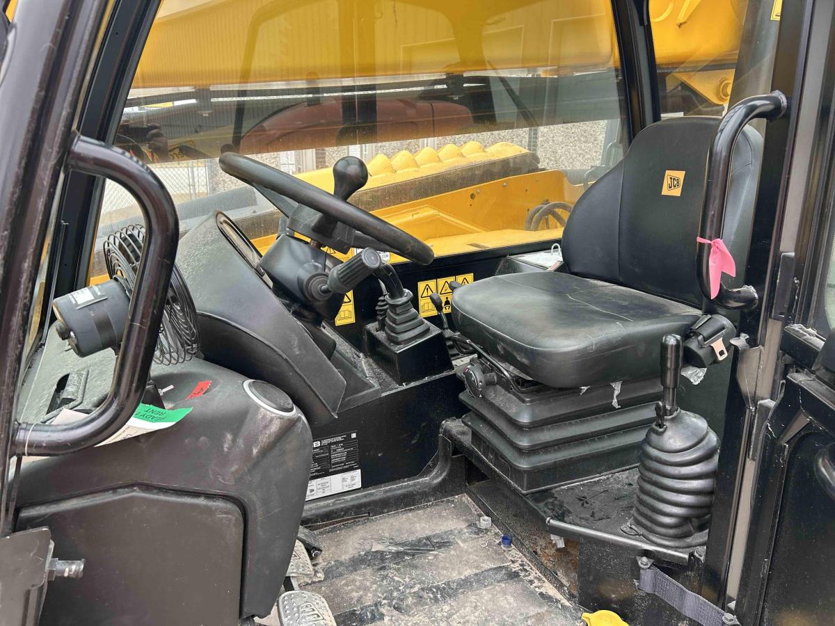 2022 JCB 506-36