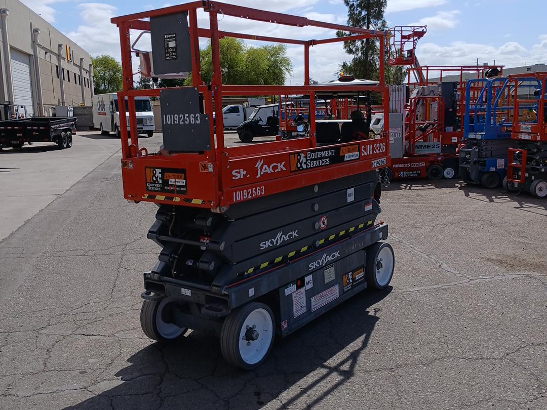 2016 Skyjack SJ3226