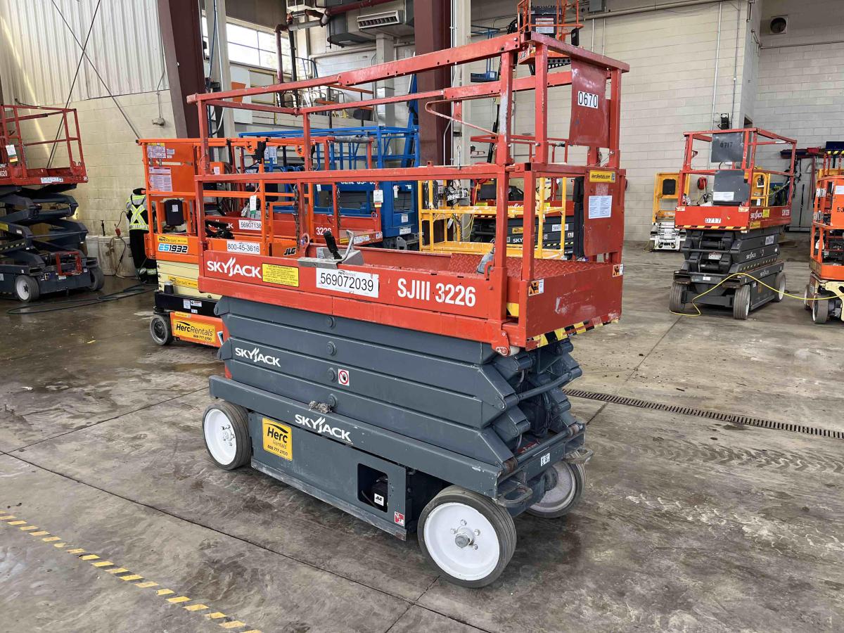 2014 Skyjack SJ3226