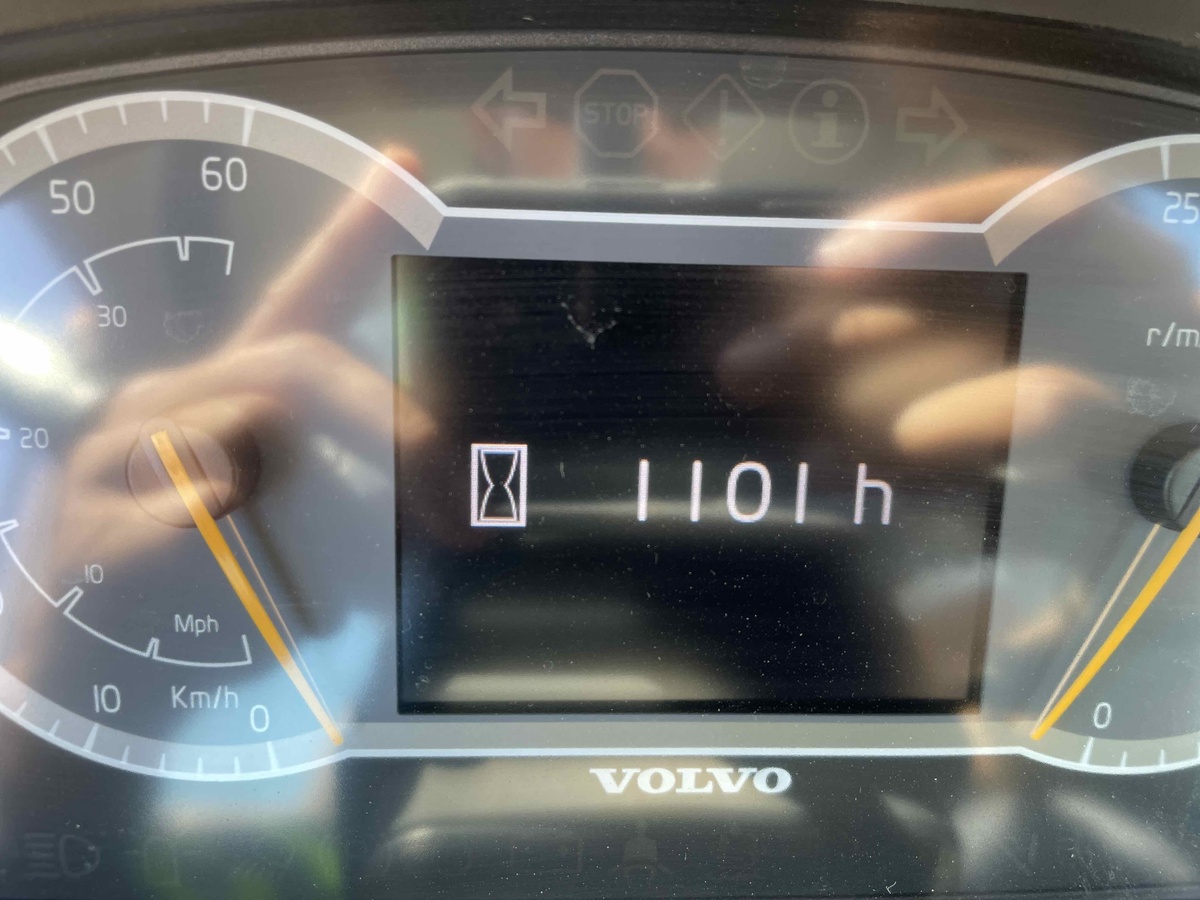 2022 Volvo L70H-9