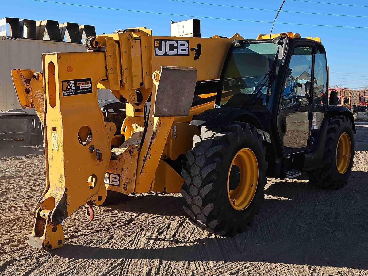 2017 JCB 512-56