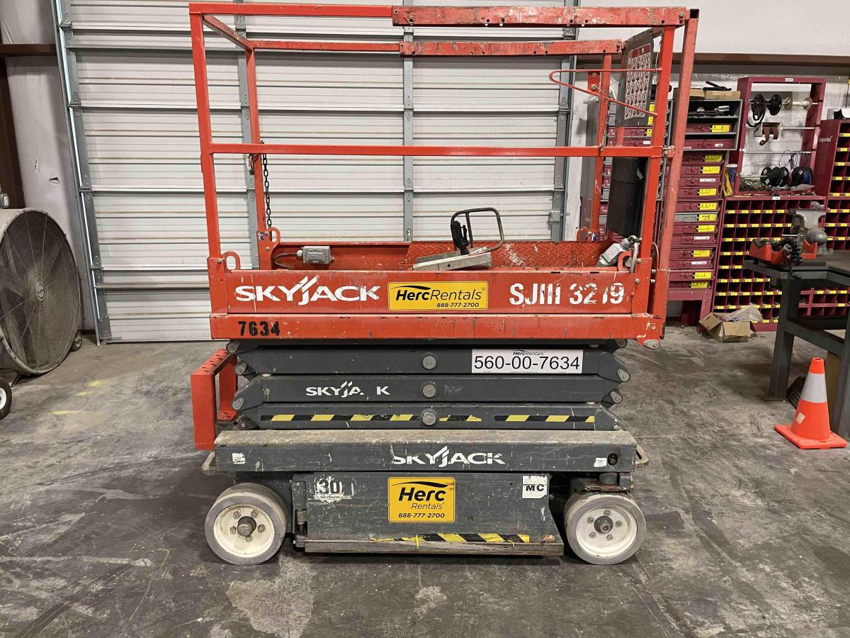 2016 Skyjack SJ3219