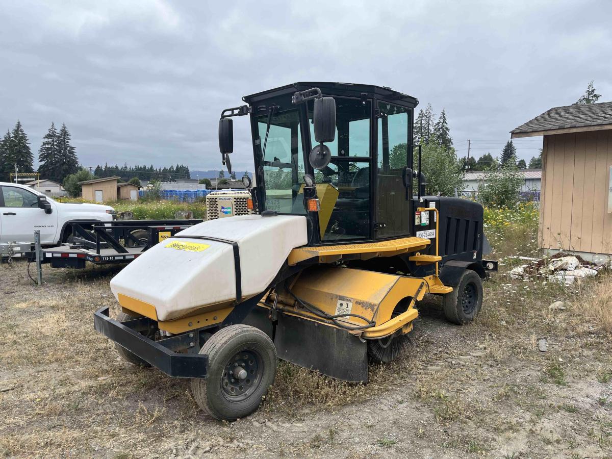 2018 LayMor SweepMaster 450-ST