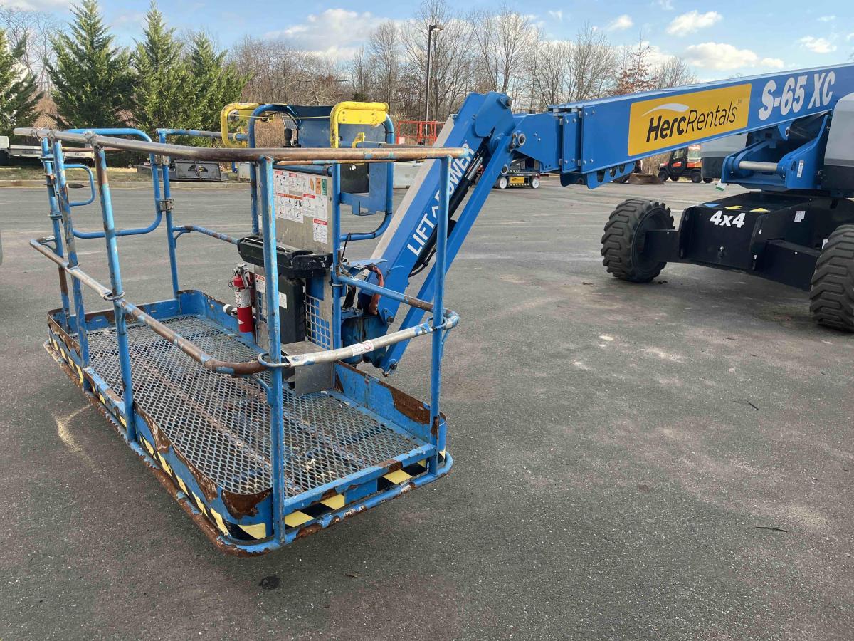 2019 Genie S-65XC
