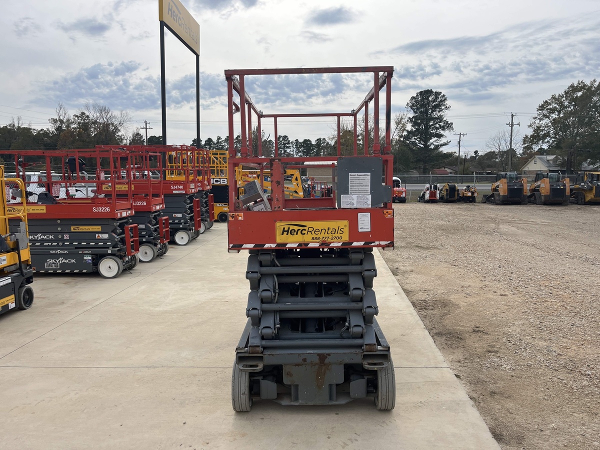 2019 Skyjack SJ4740-5