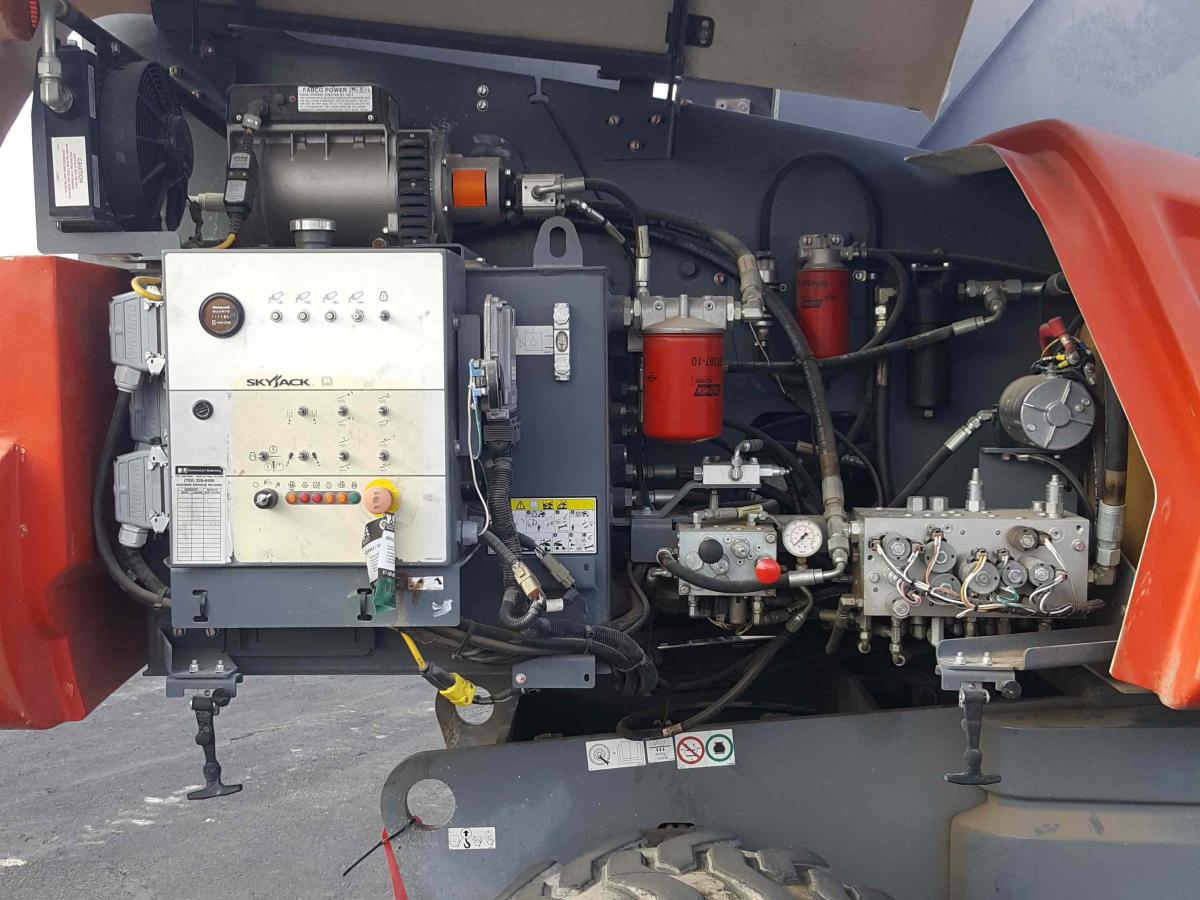 2014 Skyjack SJ66 T