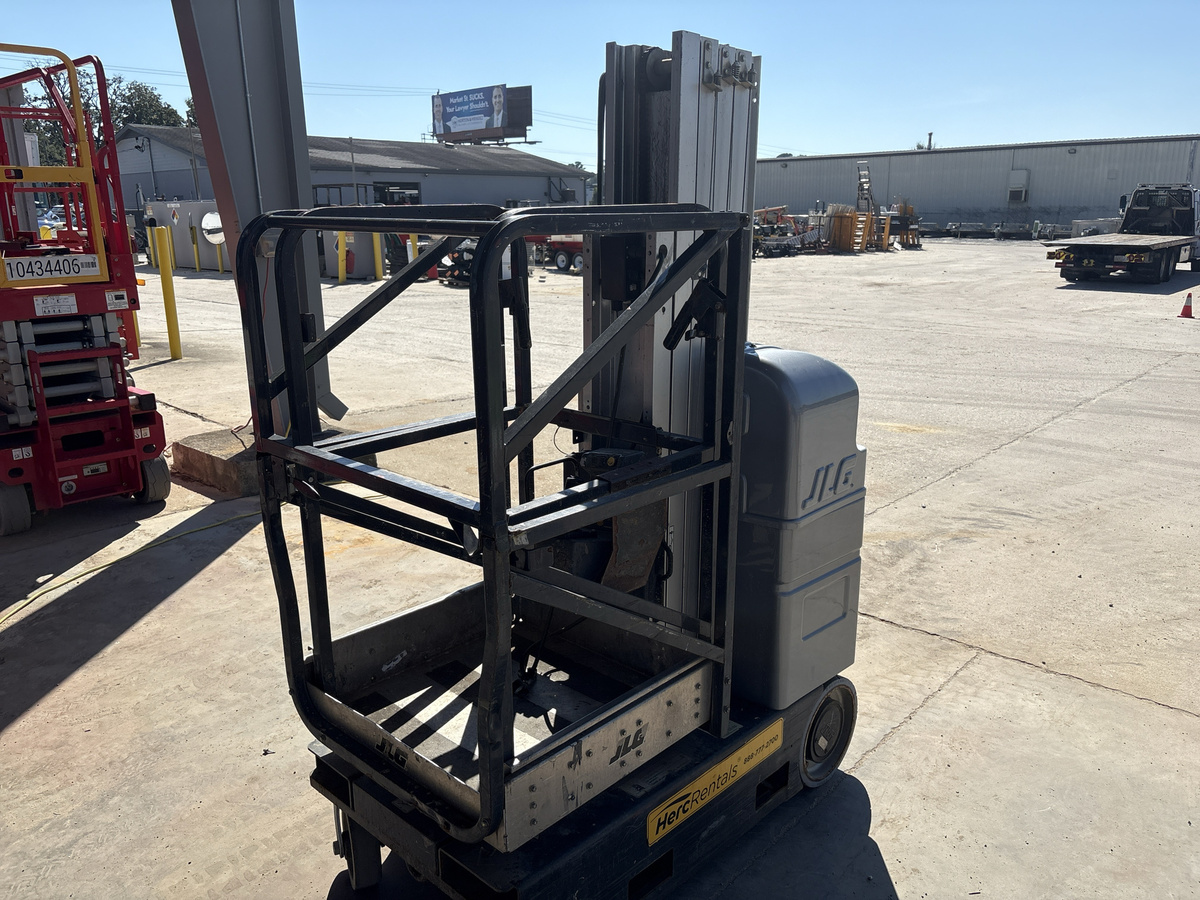 2014 JLG 20MVL-2