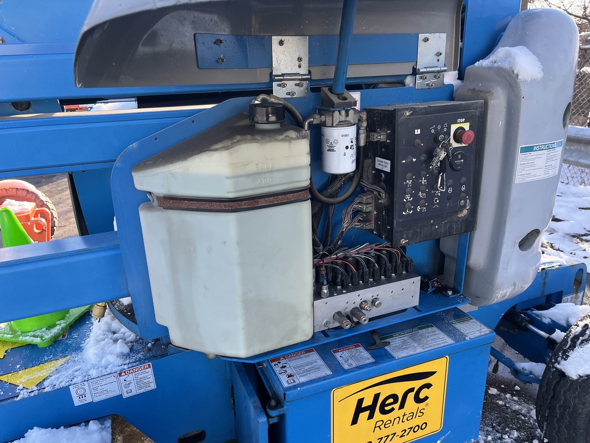 2016 Genie Z-45/25-10