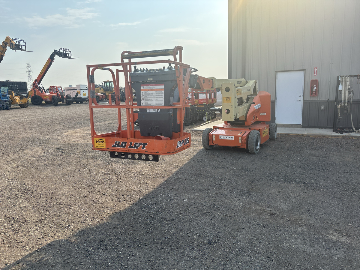 2018 JLG E400AJPN-4