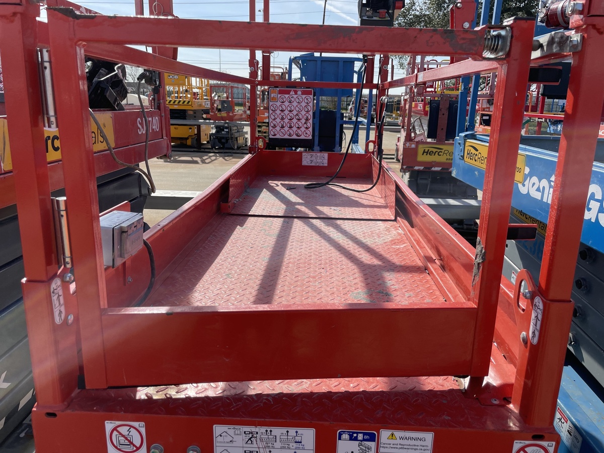 2018 JLG 2632ES-3