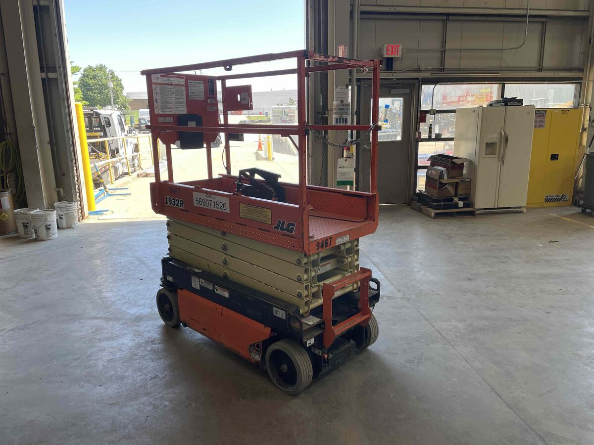 2018 JLG 1932R-3