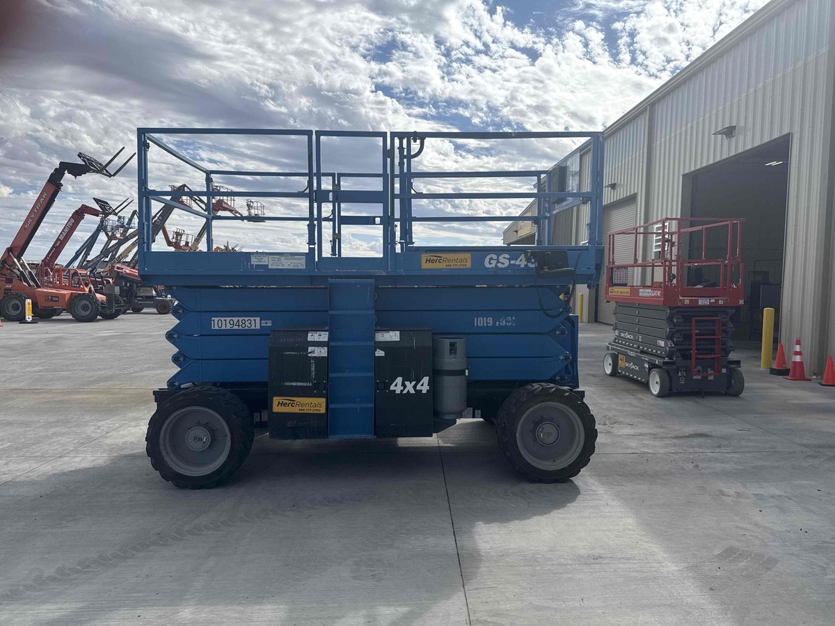 2016 Genie GS-4390 RT
