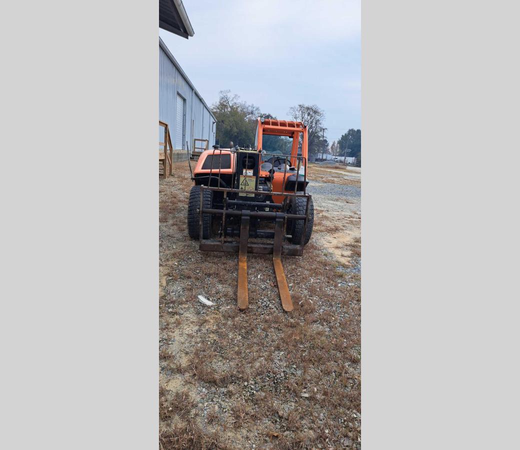 2017 JLG G5-18A