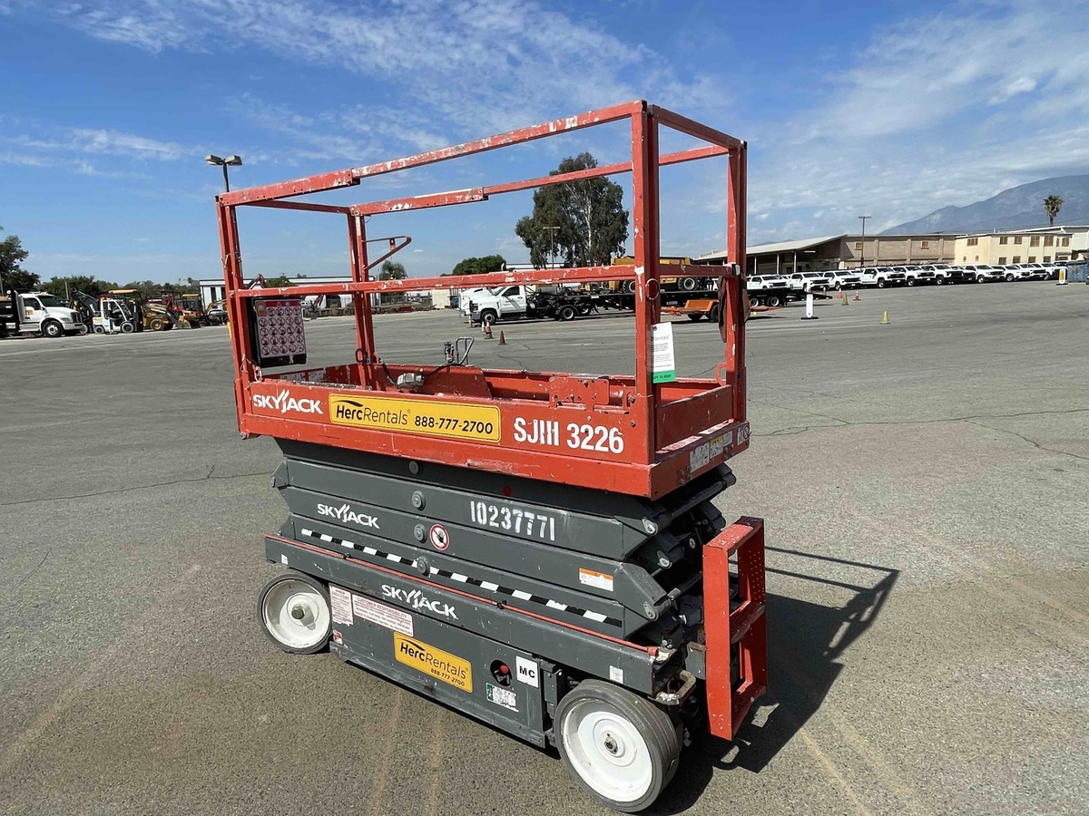 2018 Skyjack SJ3226-2