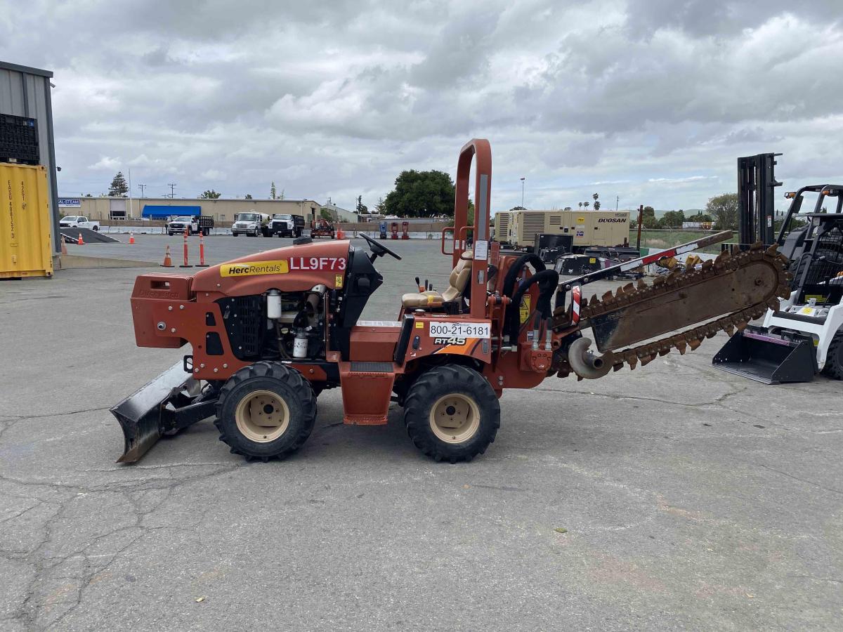 2018 Ditch Witch RT45