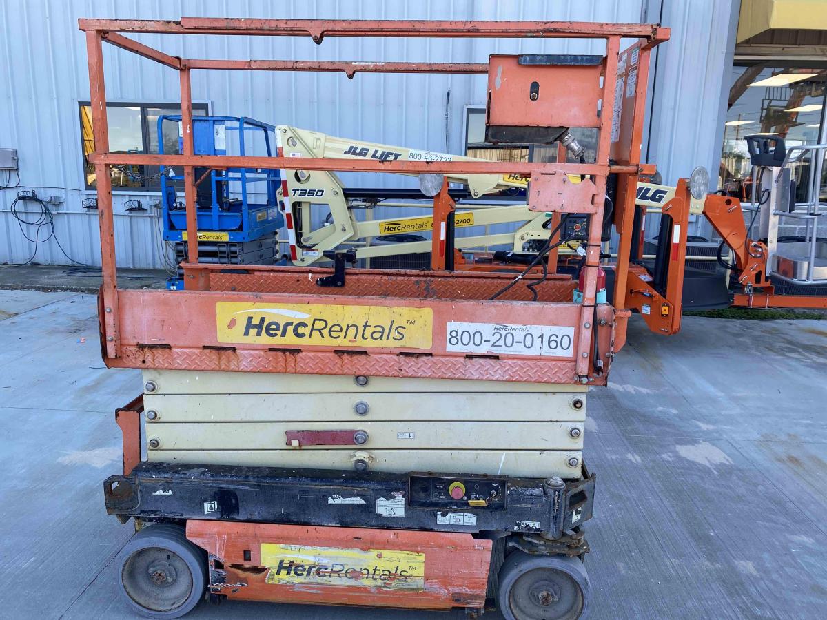 2018 JLG 1932R