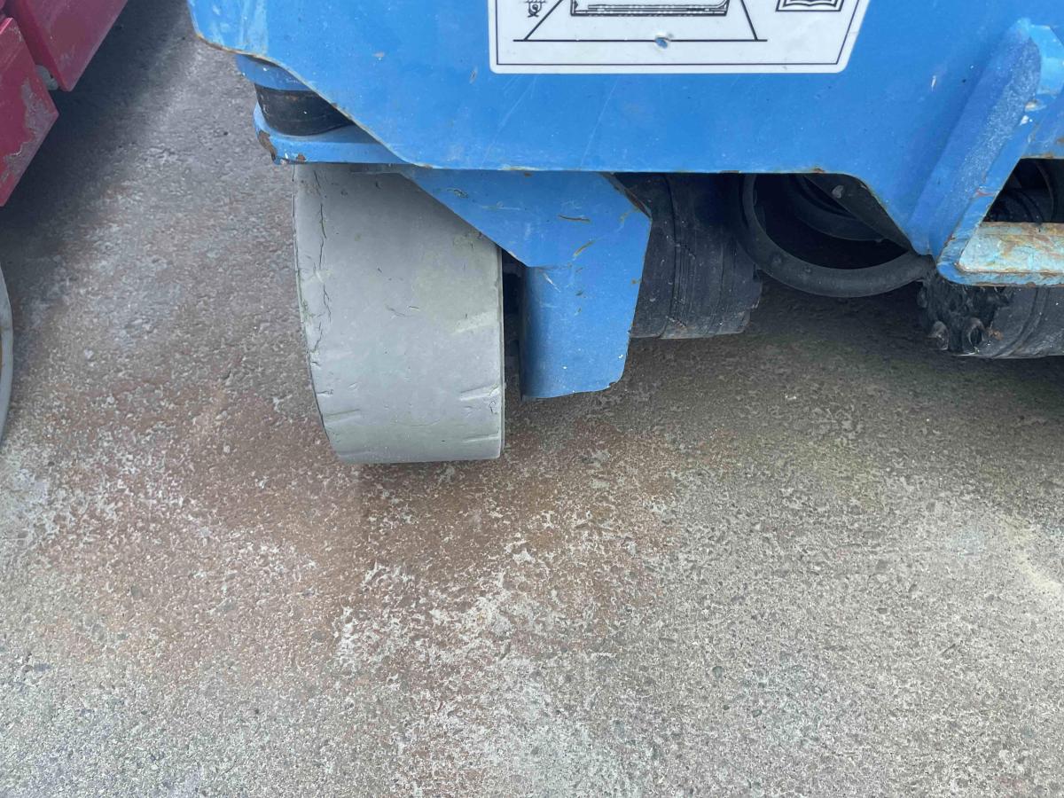 2018 Genie GS-1930