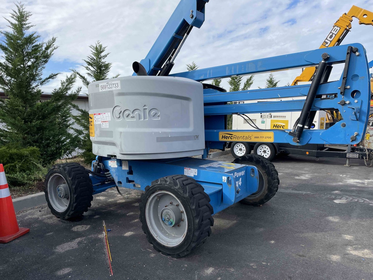 2017 Genie Z-45/25J RT-4