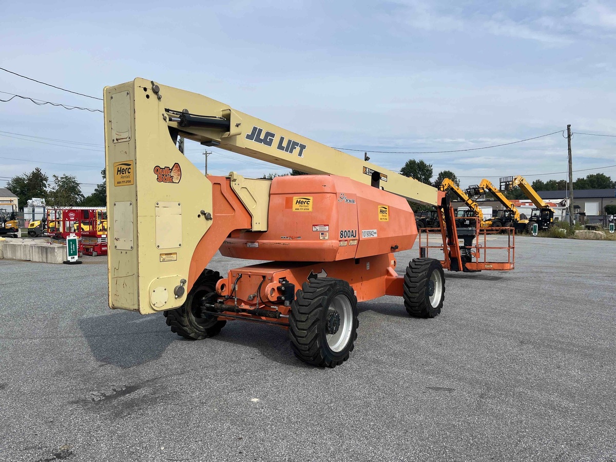 2016 JLG 800AJ-4