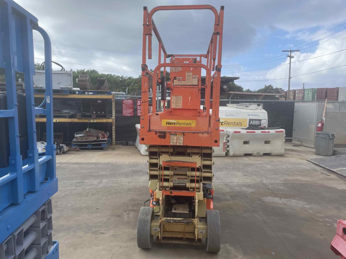 2018 JLG 2632ES