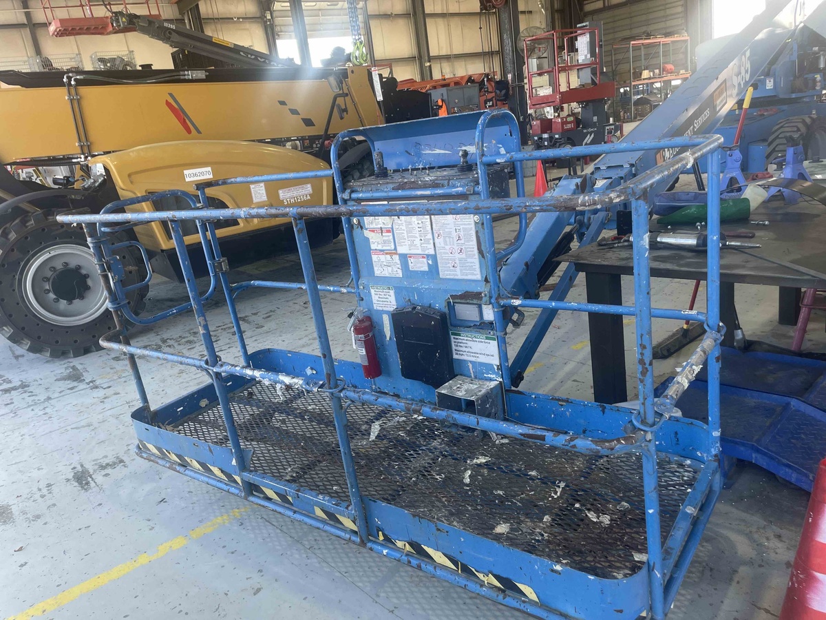 2016 Genie S-85-4