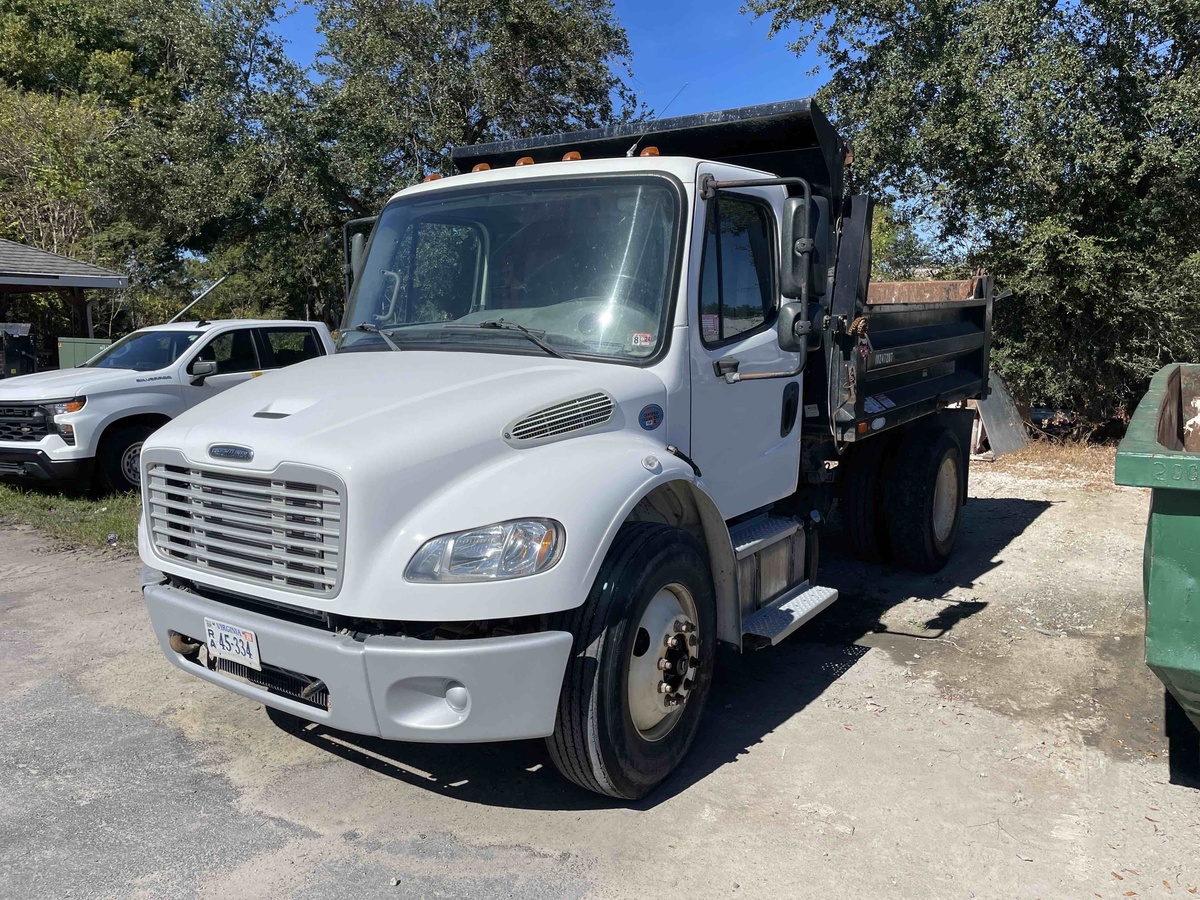 2018 Freightliner M2106-2