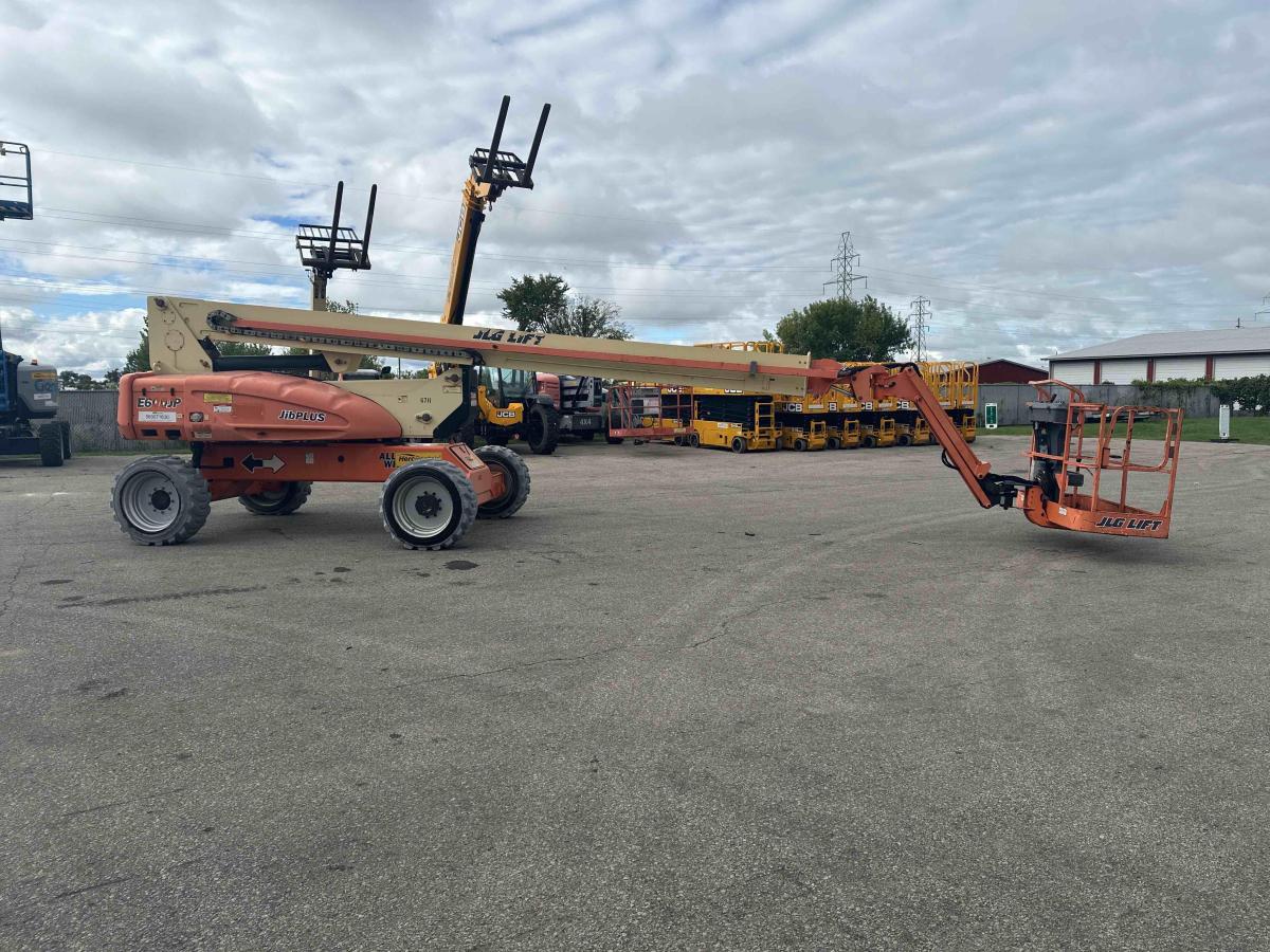 2011 JLG E600JP