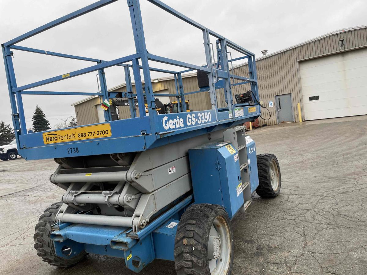 2004 Genie GS-3390 RT