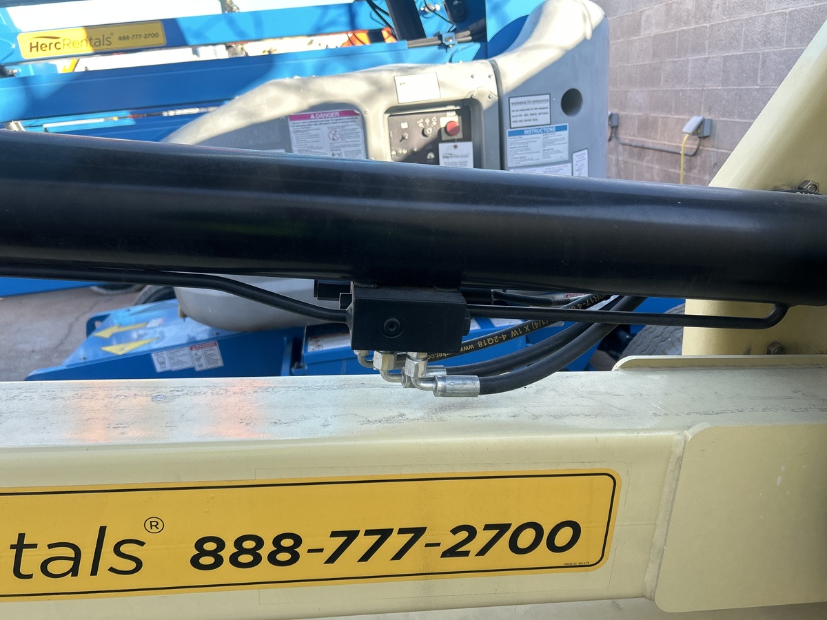 2018 JLG T500J-11