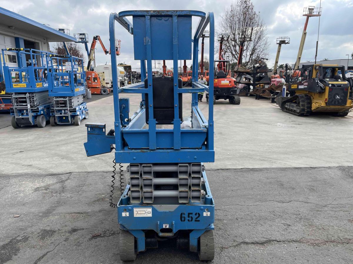 2016 Genie GS-1930