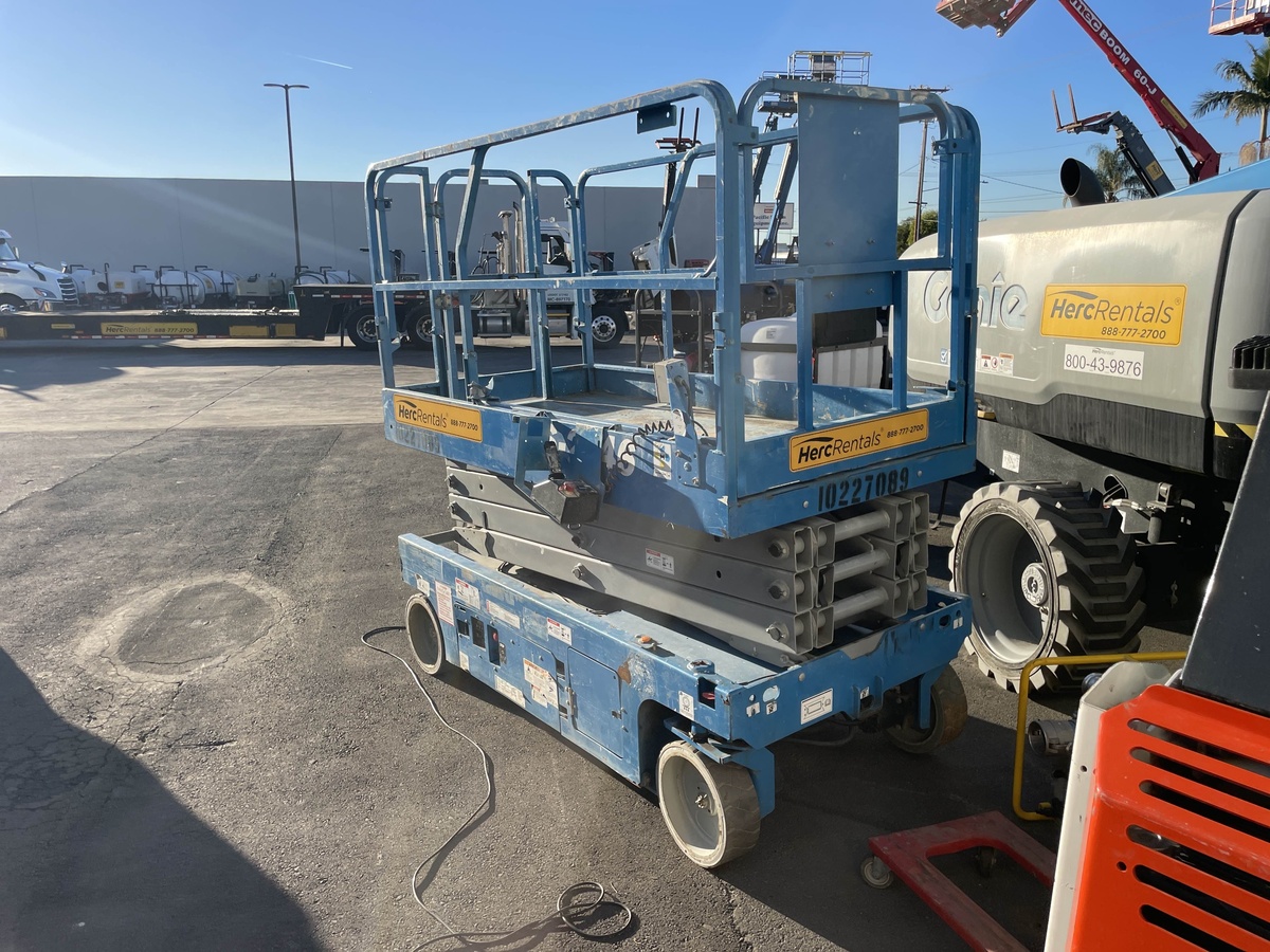 2017 Genie GS-2646-4
