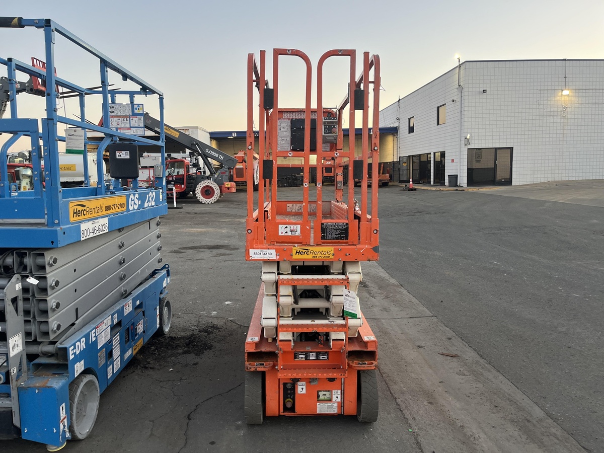 2021 Snorkel S3226E-2