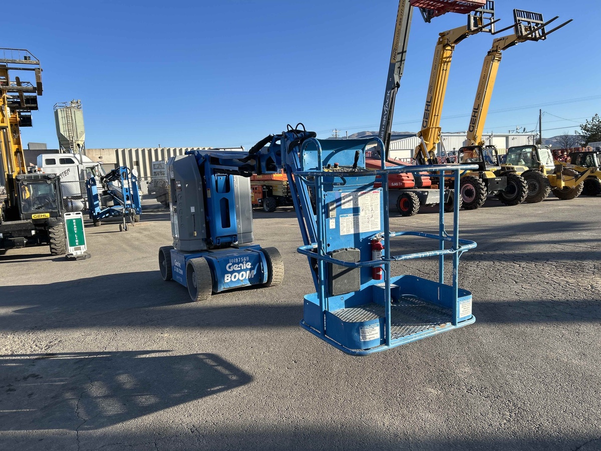 2016 Genie Z-30/20N RJ-3