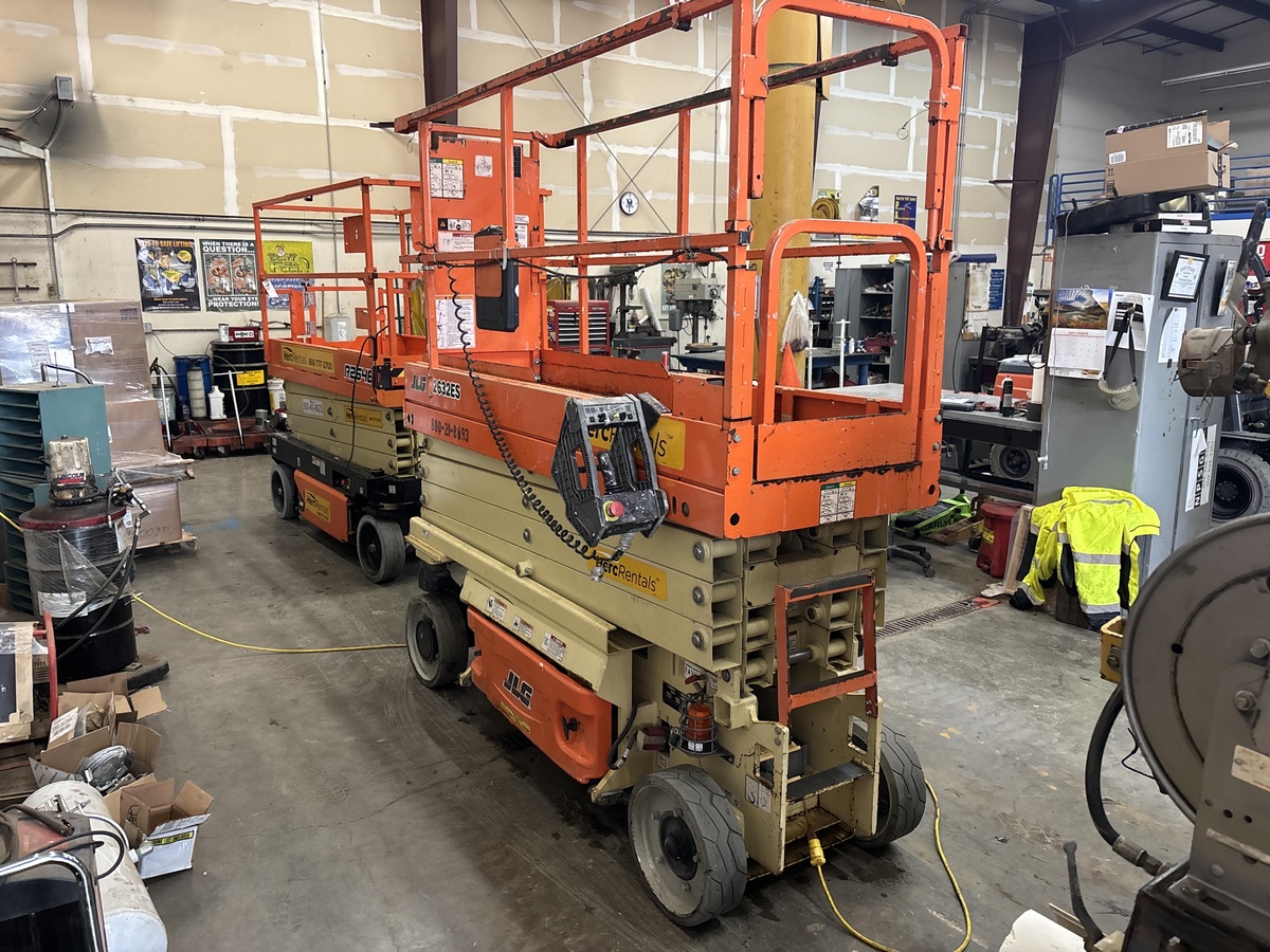 2018 JLG 2632ES-4