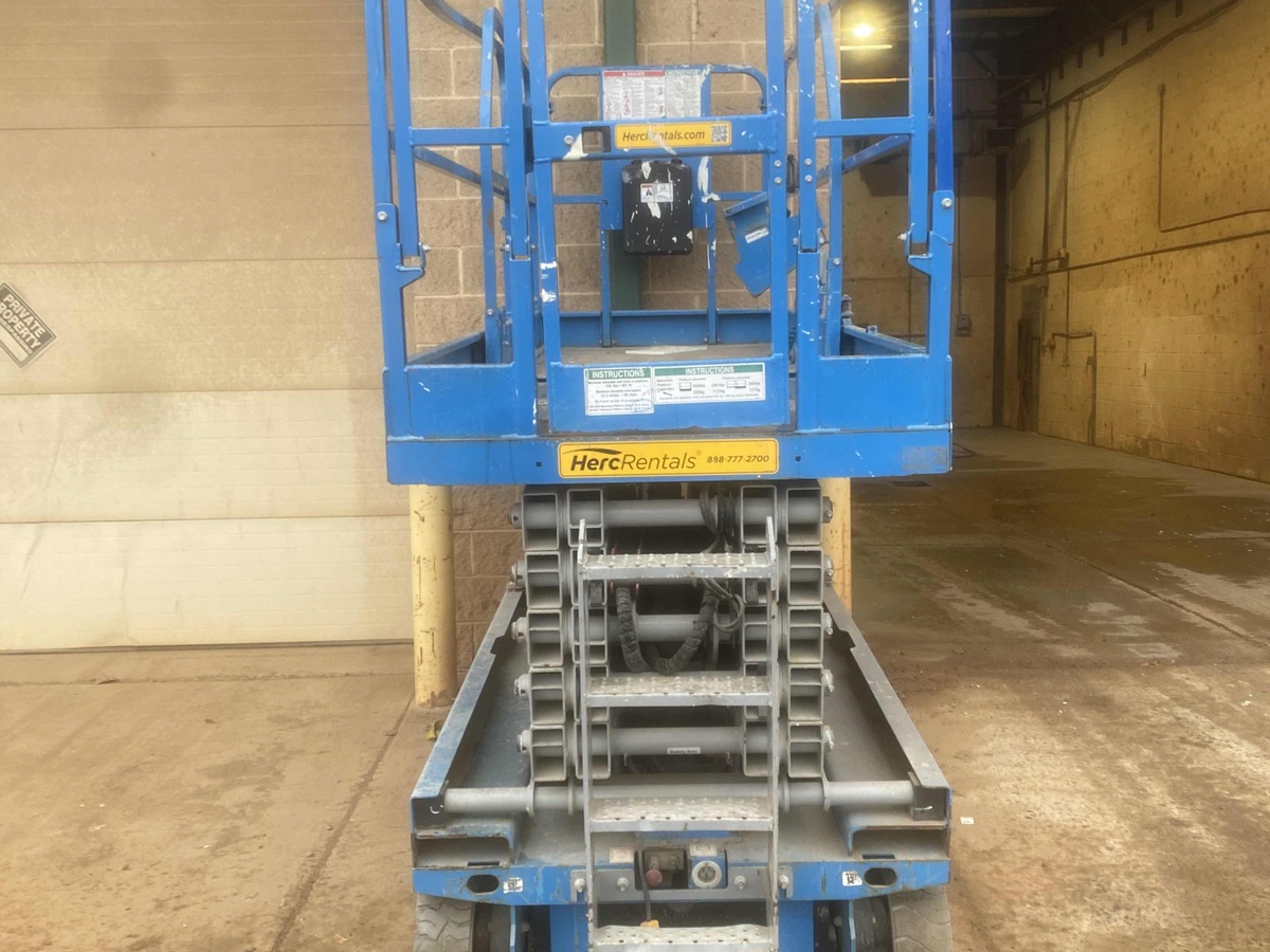 2018 Genie GS-4047-2