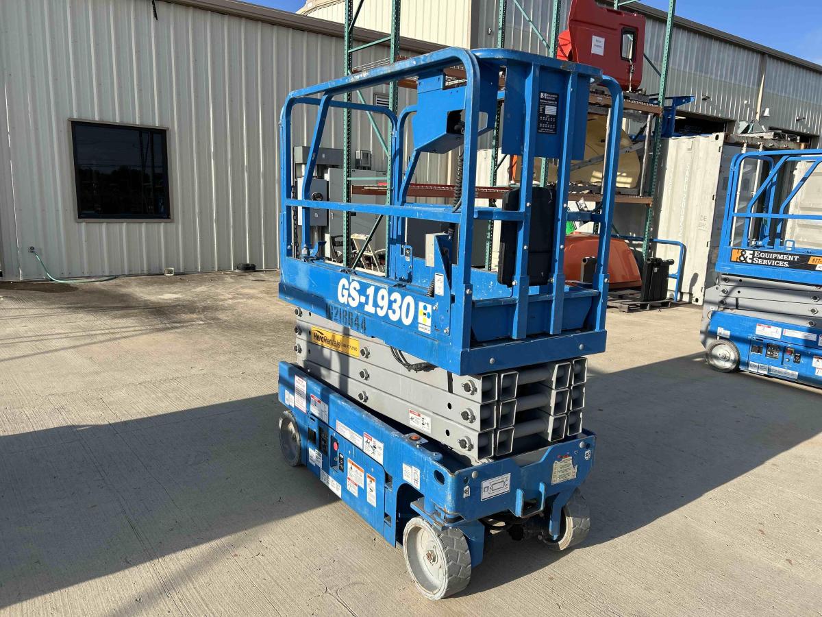 2017 Genie GS-1930-8
