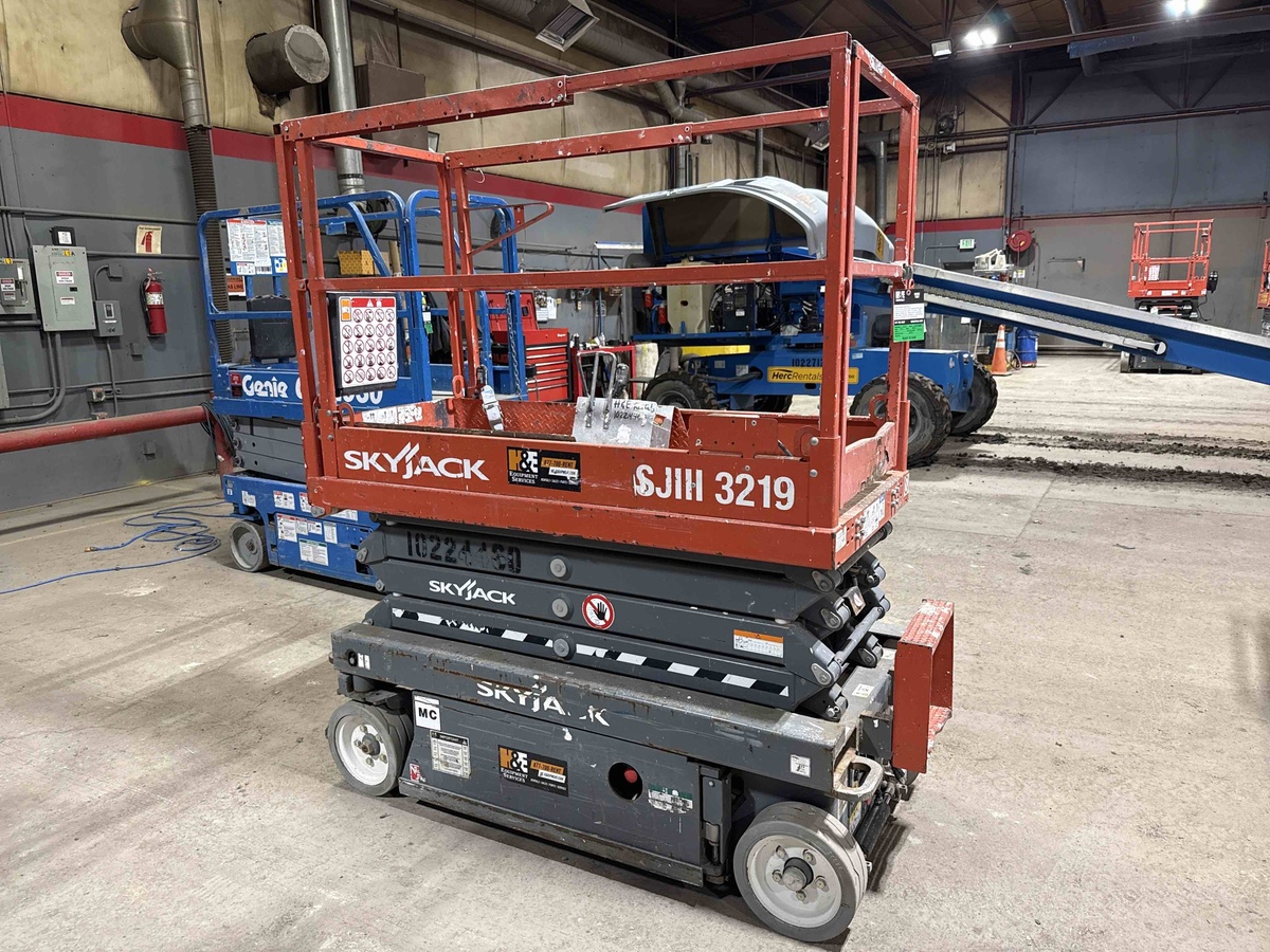 2017 Skyjack SJ3219-3