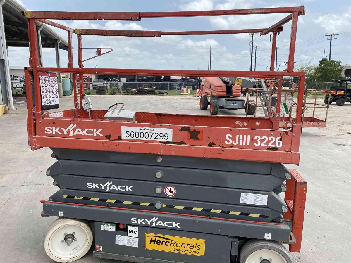 2015 Skyjack SJ3226