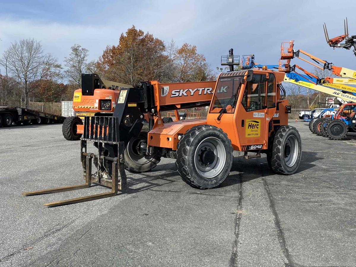 2018 SkyTrak 6042-1