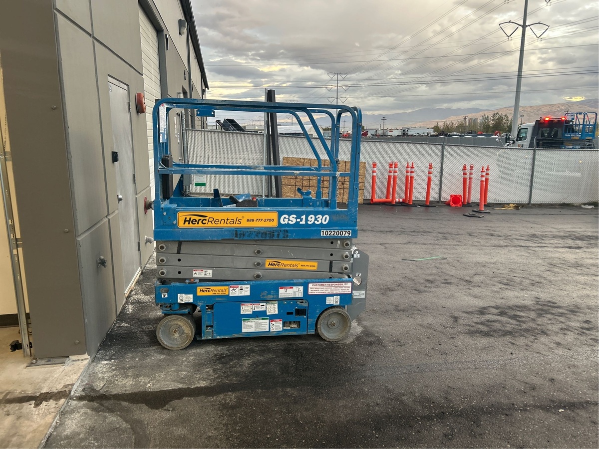 2017 Genie GS-1930-4