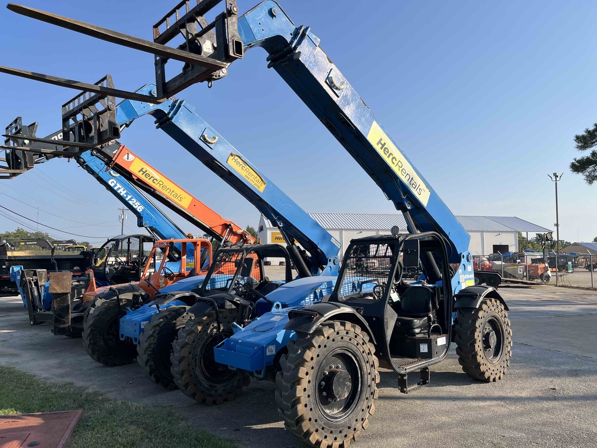 2018 Genie GTH 844