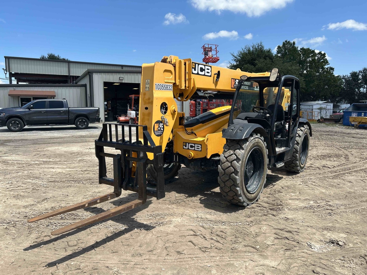 2022 JCB 507-42-1