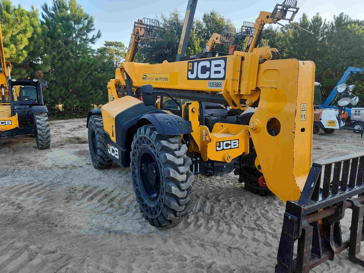 2022 JCB 507-42-2