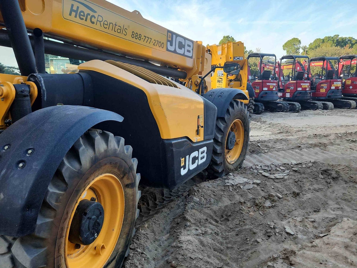 2022 JCB 507-42-5