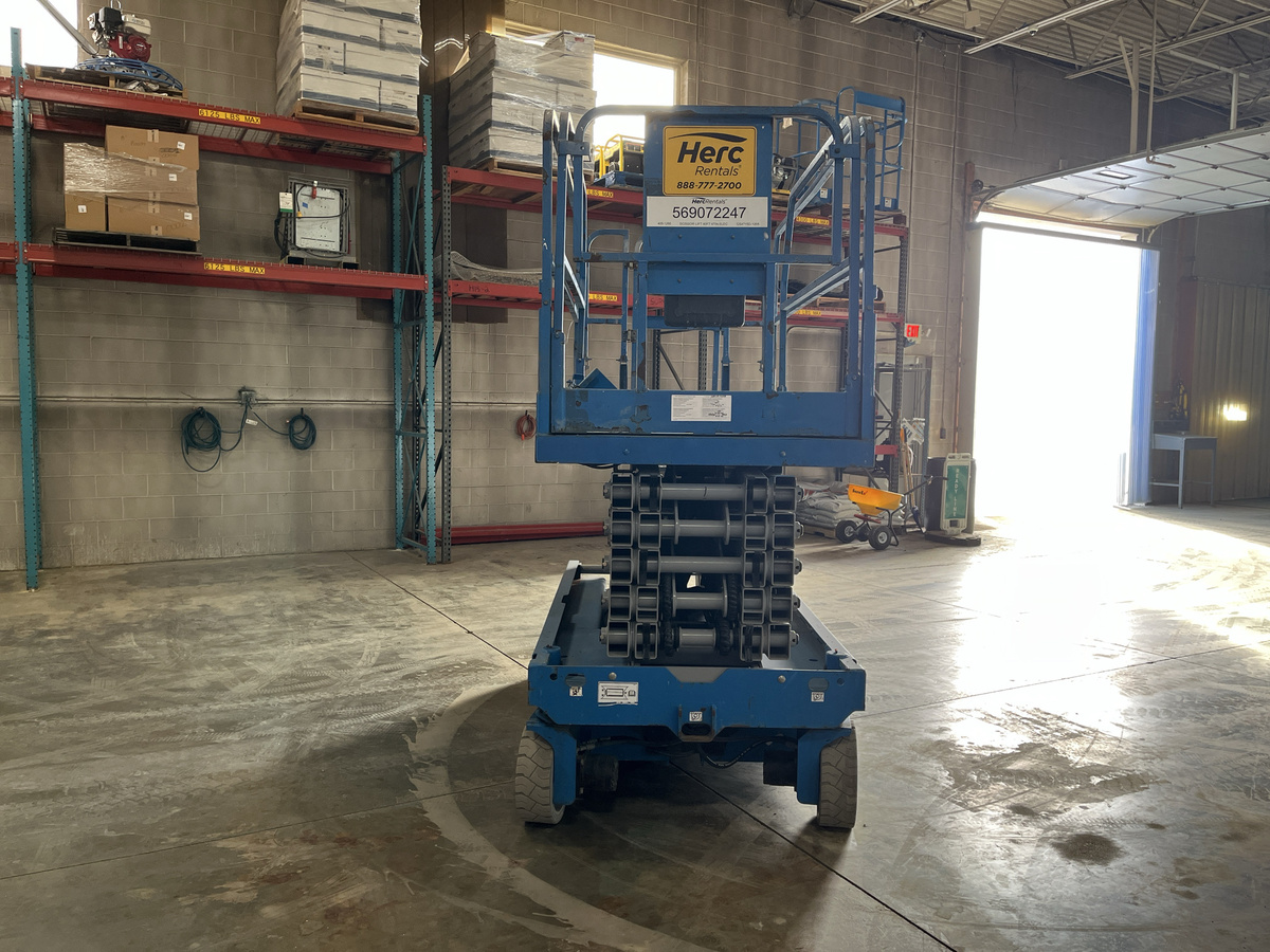2015 Genie GS-4047-2